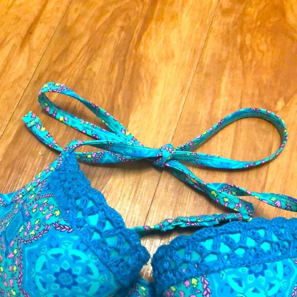 Aerie Nina Blue Floral Push Up Bikini Swim Top Size 34D - Picture 5 of 12